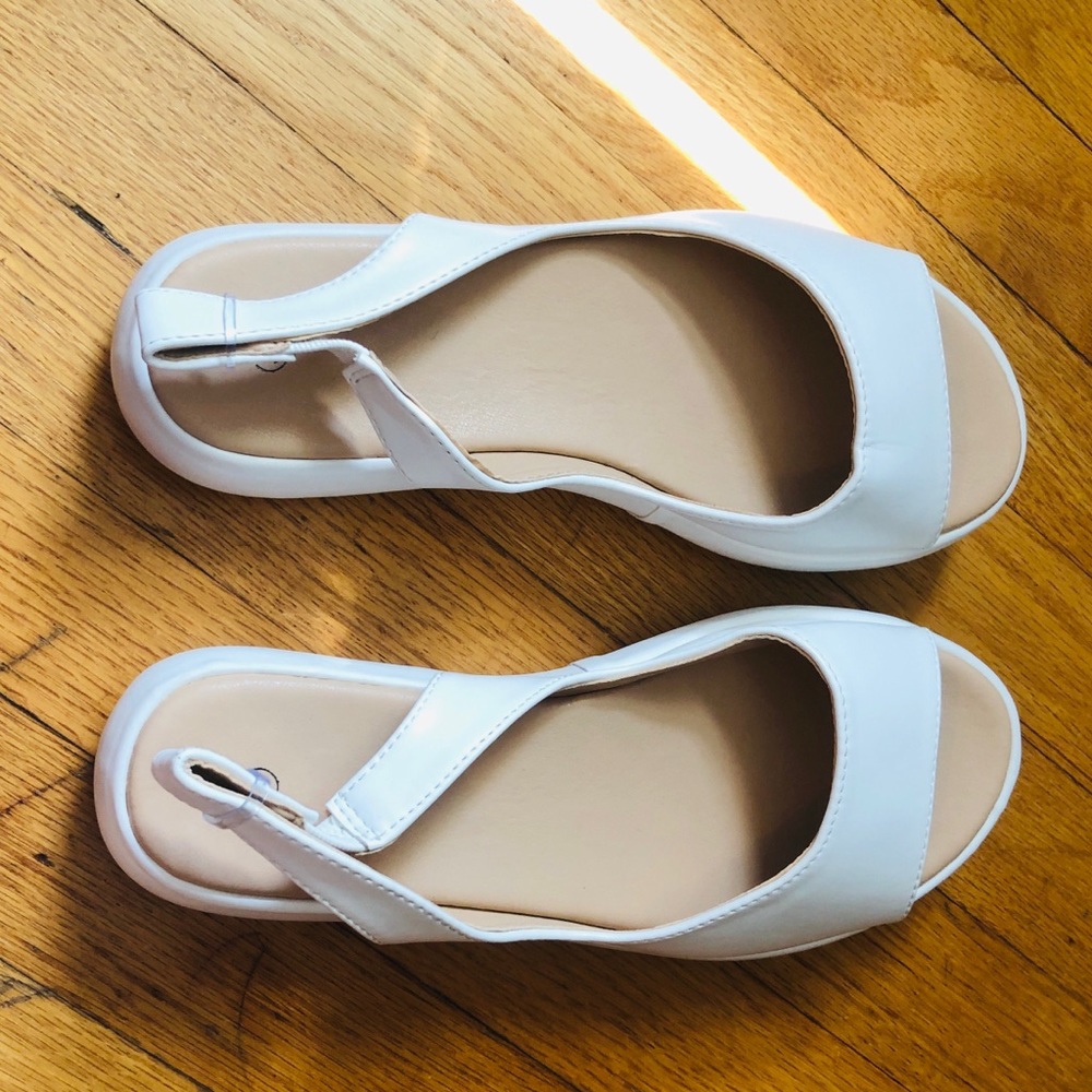 Comfy sandals for everyday